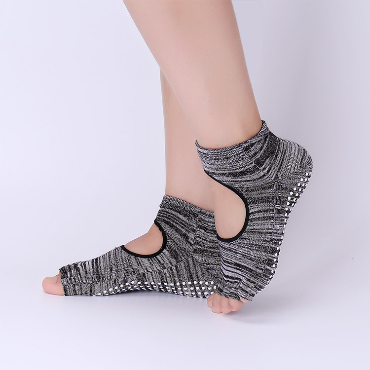Non-Slip Yoga Socks with Grips - Pilates Yoga Barre recension och pris